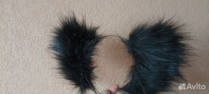 Уши на ободке