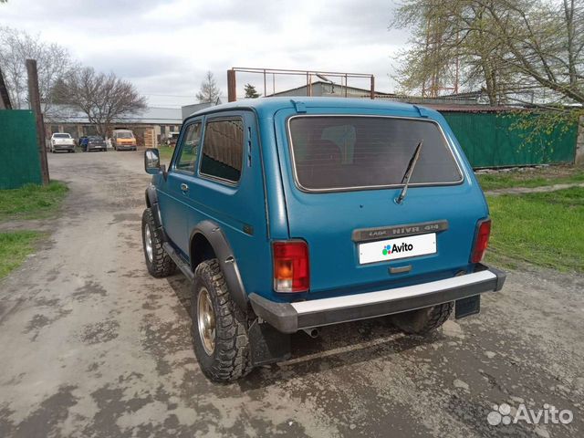 LADA 4x4 (Нива) 1.7 МТ, 2000, 215 000 км