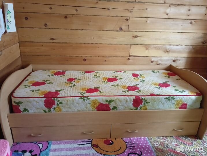 Детская кровать от 3 лет с матрасом