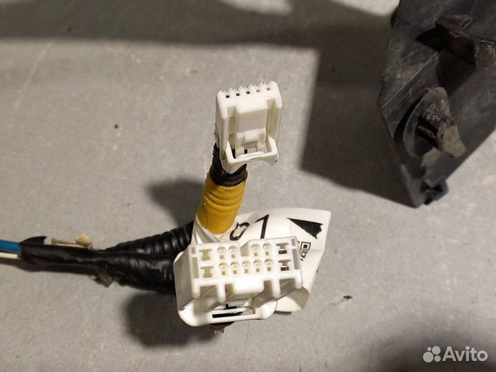 Проводка бампера Toyota Rav4 XA40 3ZR 2014