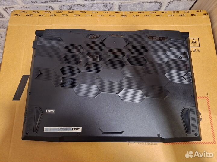 MSI Katana GF76 на RTX3050 и Intel I5 11400H