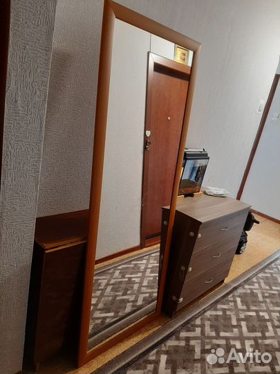 Зеркало напольное