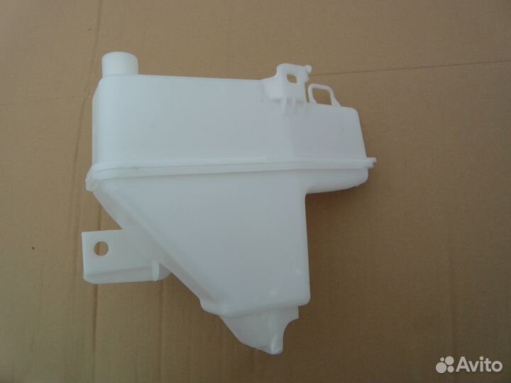 Бачок омывателя лоб стекла Аналог Mazda 3 BP 19-23