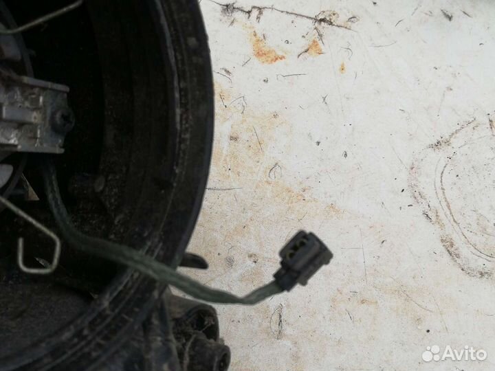 Фара Мазда CX-7