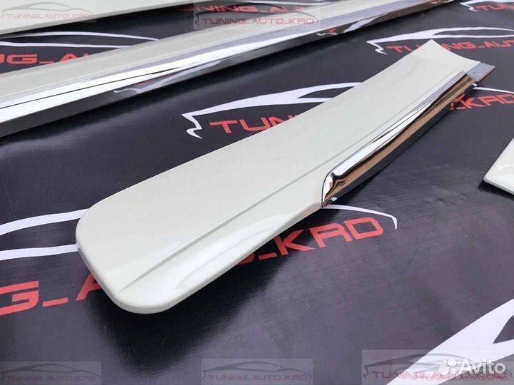 Молдинги дверей Toyota Land Cruiser Prado 150 F911