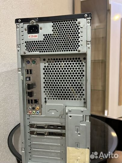 Компьютер системный блок