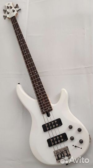 Бас-гитара Yamaha trbx 304