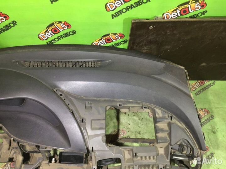 Торпедо Honda Civic 8