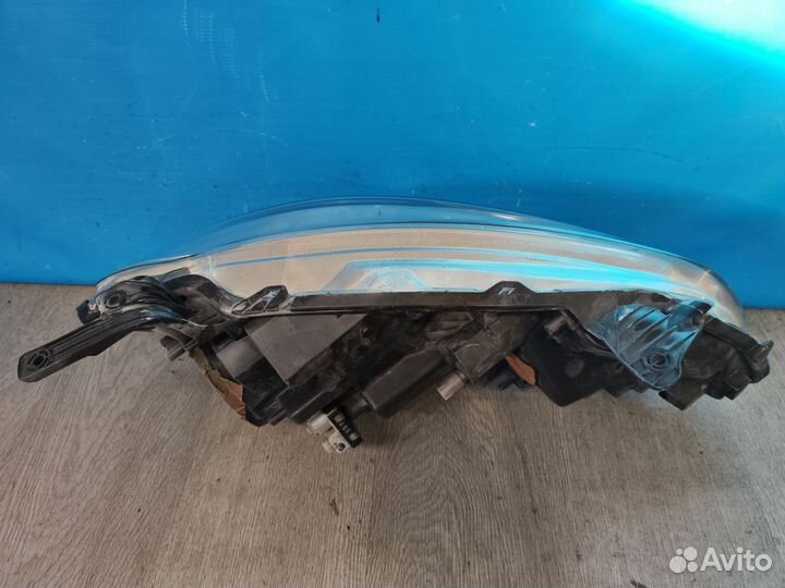 Фара левая Suzuki SX4 2 С кросс 2013