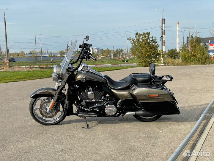 Harley-Davidson Road King CVO 2014