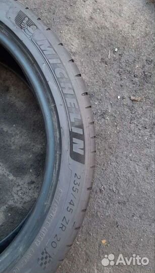 Michelin Pilot Sport 4 S 235/45 R20 100Y