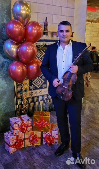 Скрипач, Диджей