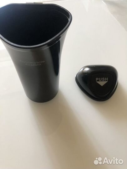 Автомобильный мусорный контейнер