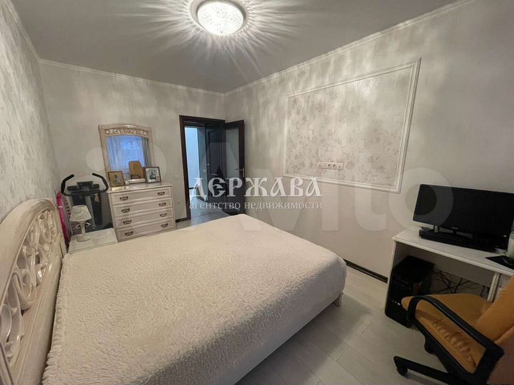 3-к. квартира, 76,4 м², 2/5 эт.