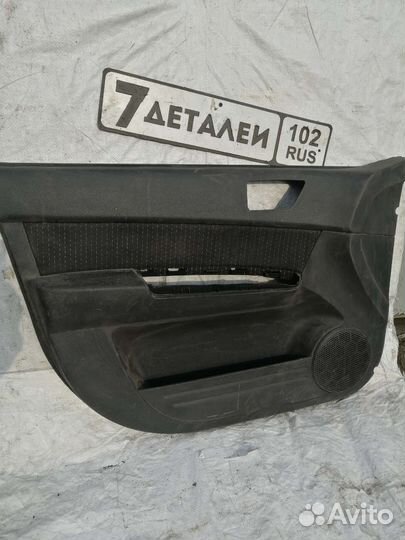 Обшивка передней двери Hyundai Getz