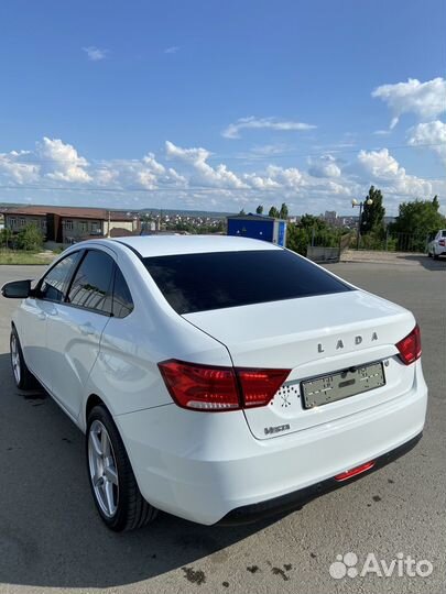 LADA Vesta 1.6 МТ, 2017, 140 000 км