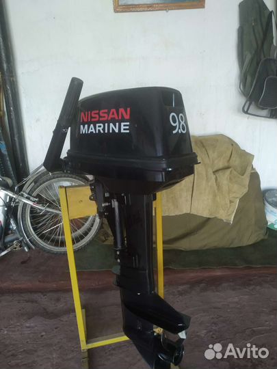 Мотор Nissan Marine 9.8 и лодка Golfstream 330