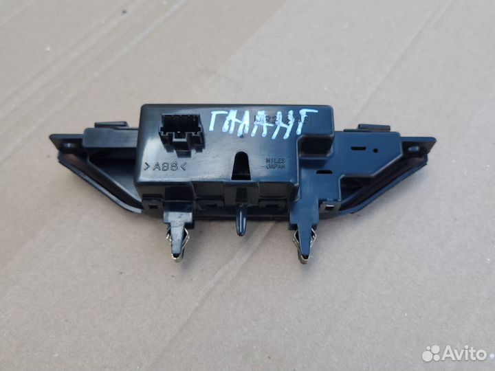 Часы салонные Mitsubishi Galant 8 1996-2006г