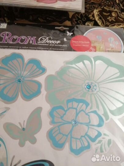 Наклейки для интерьера-2 вида