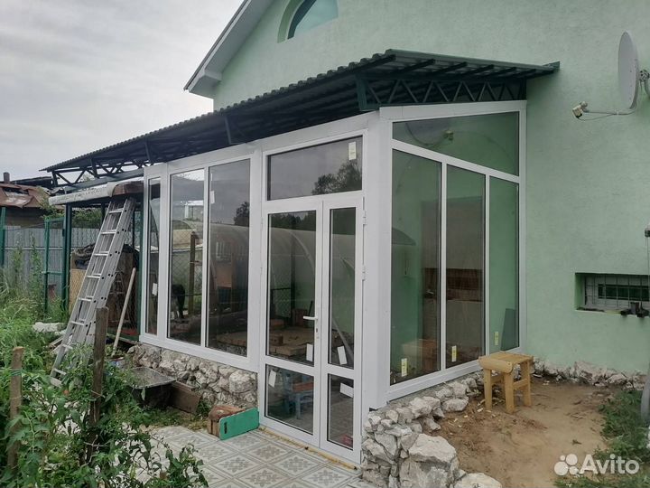 Окна и балконы