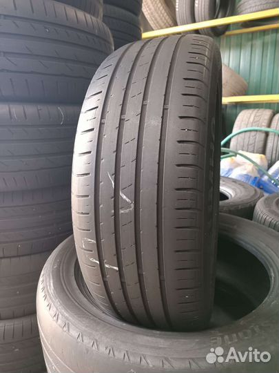 Kumho Ecsta HS51 215/55 R17 94W