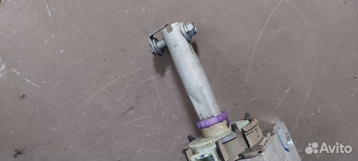 Рулевая колонка на Cadillac SRX