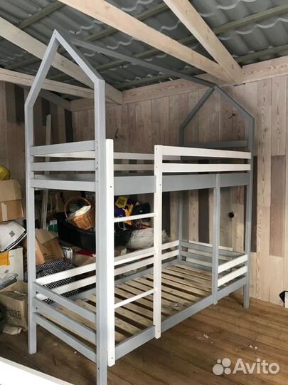 Кровать двухъярусная 180*80 домик