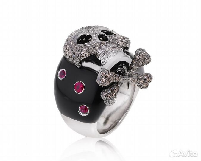 Золотое кольцо с бриллиантами и ониксом