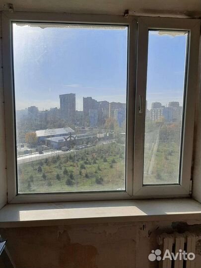 Окна, пластиковые, б/у, с подоконником