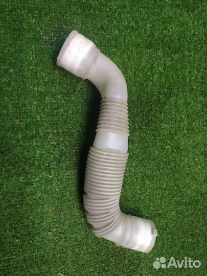 Патрубок Audi Q3 8UB cczc 2013