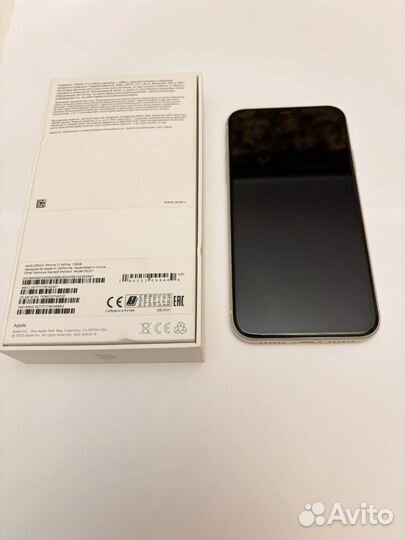 iPhone 11, 128 ГБ