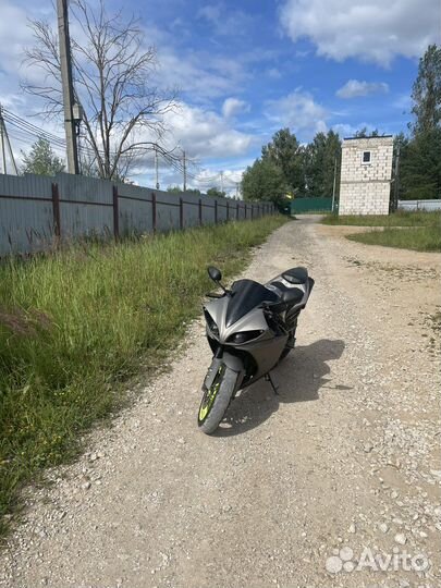 Yamaha R1 2010