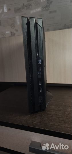 Playstation 4pro +SSD +3 геймпада +камера +диски