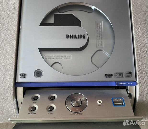 Музыкальный центр philips