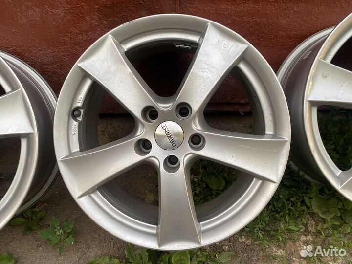 Литые диски r17 5x114.3 dezent