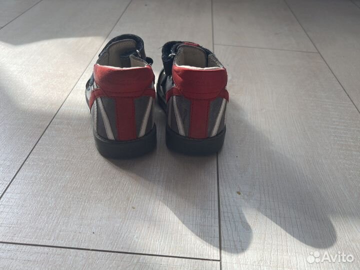 Сандали elegami