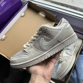 Кроссовки Nike SB Dunk Low City Of Love Light bone