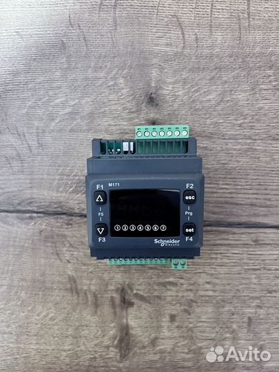Контроллер Schneider tm171od14r