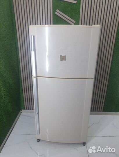 Холодильник б/у Sharp с гарантией