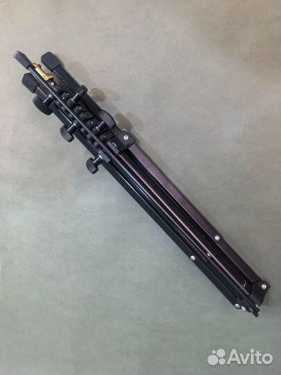 Студийный свет. Комплект DLH4 Dedolight