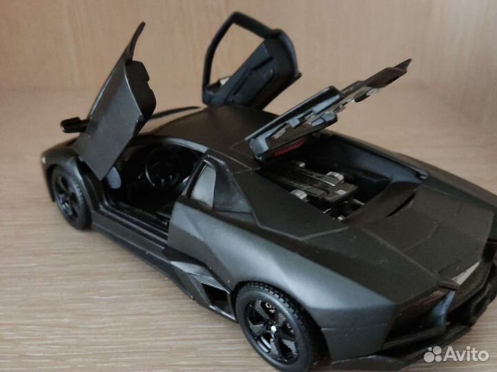 Модель автомобиля Lamborghini Reventon