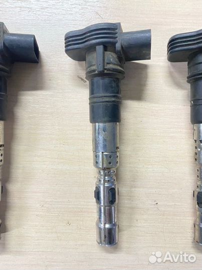 Катушка зажигания Volkswagen Touareg 7LA AXQ 4.2