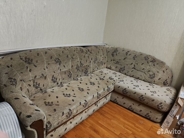 Угловой диван бу