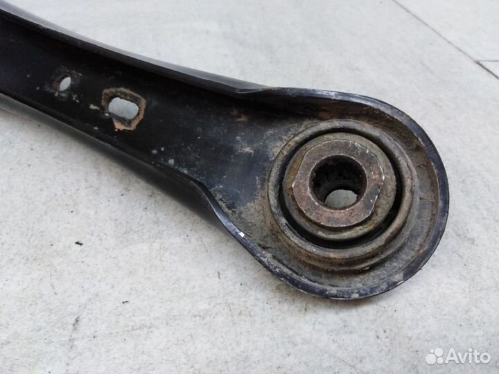 Рычаг задний поперечный нижний