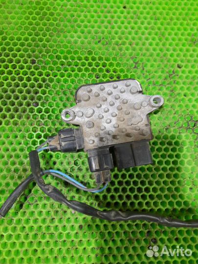 Блок управления вентиляторами Mitsubishi Lancer 9