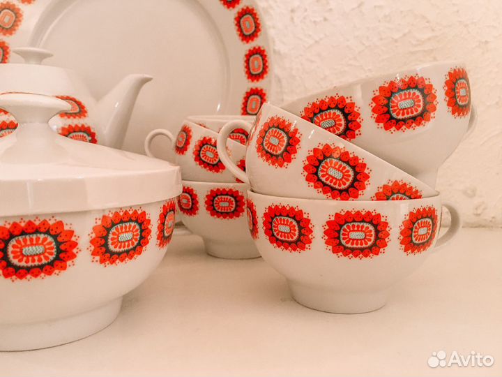 Фарфоровый сервиз