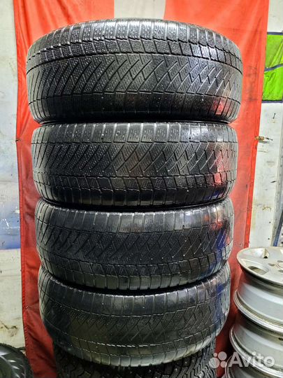 Continental HTR 225/60 R18 104V