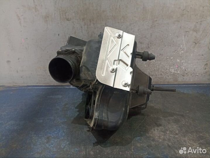 Корпус фильтра Audi A4 B8