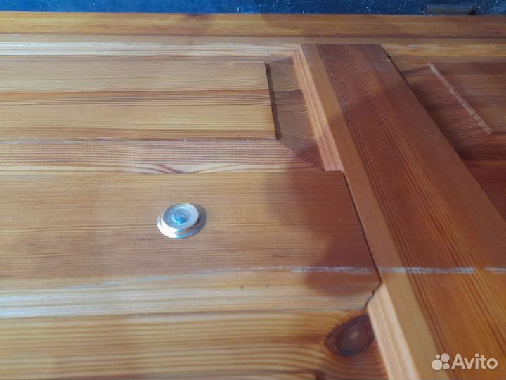 Дверь входная деревянная бу 2шт