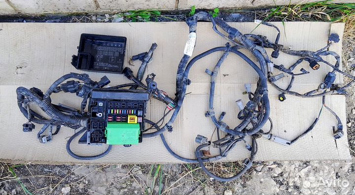 Блок предохранителей мицубиси лансер 9 б/у